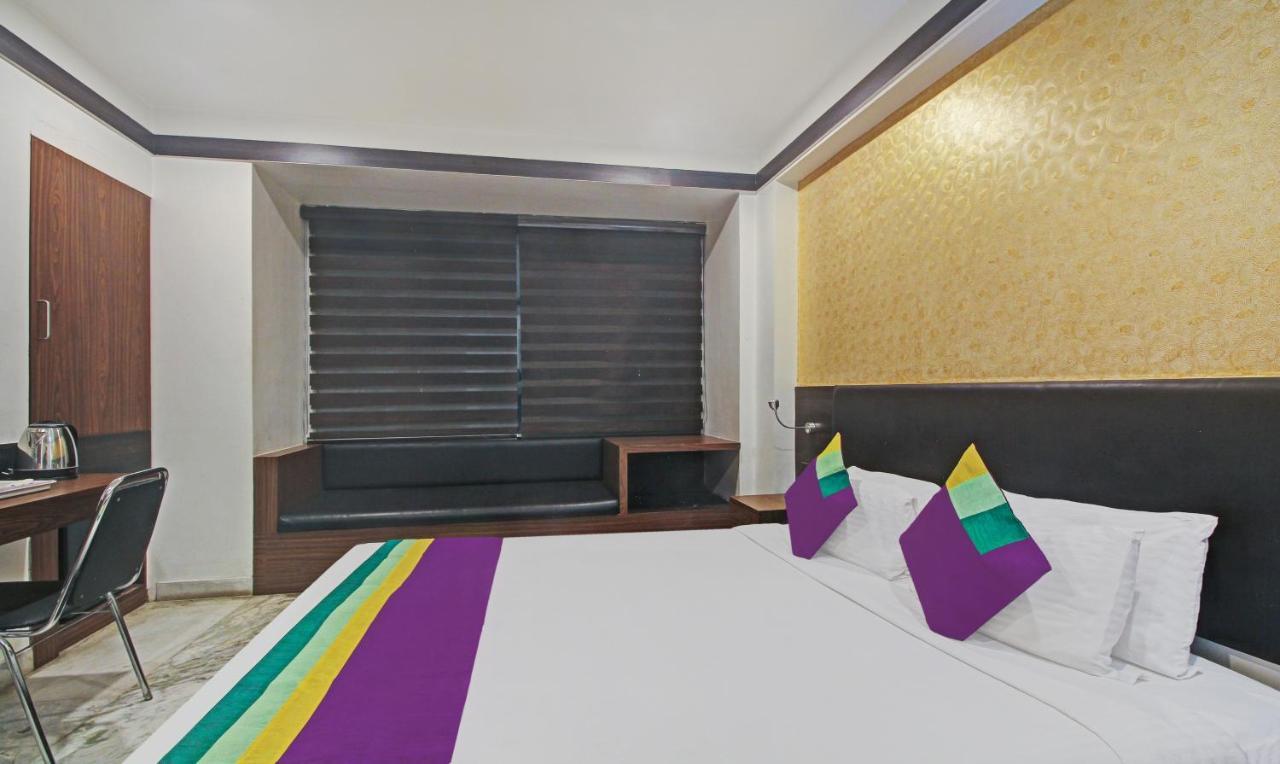 Hotel Treebo Premium Dee Empresa à Calcutta Extérieur photo